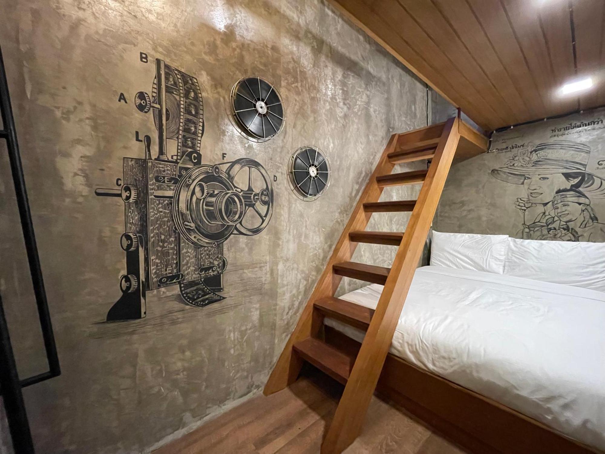 Central Old Town Cottage Bangkok Buitenkant foto