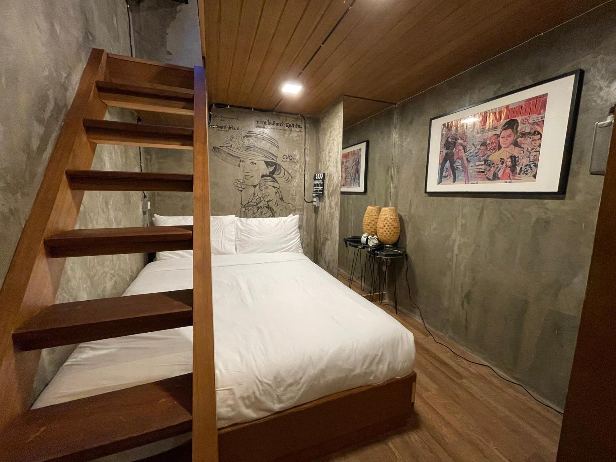 Central Old Town Cottage Bangkok Buitenkant foto